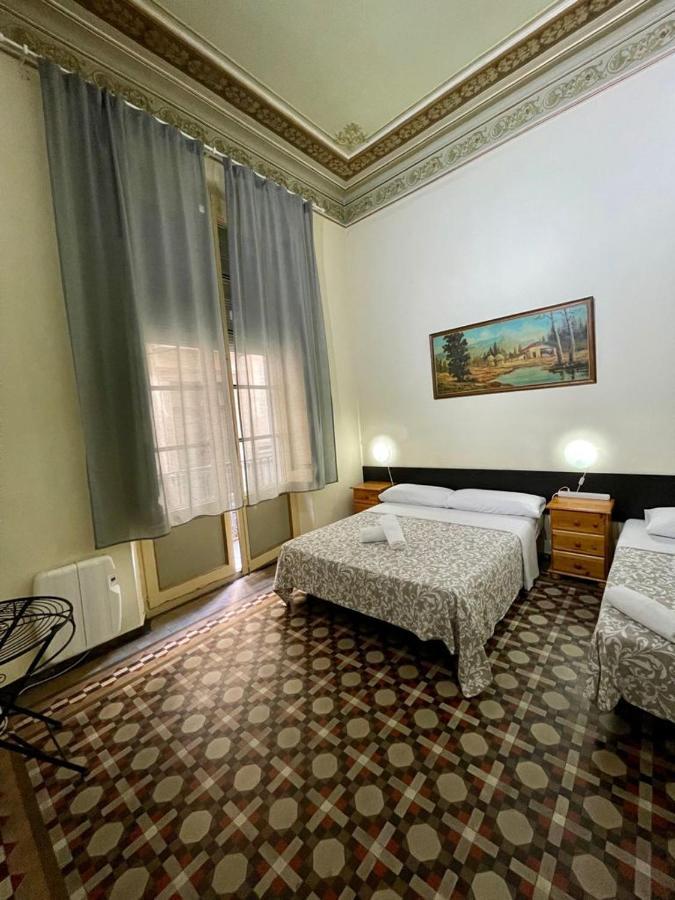 Mariarooms Hostel Barselona Dış mekan fotoğraf